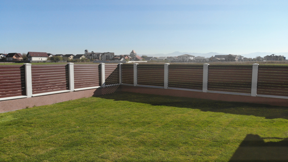 Sipca de gard Berna 8017 GrandeMat